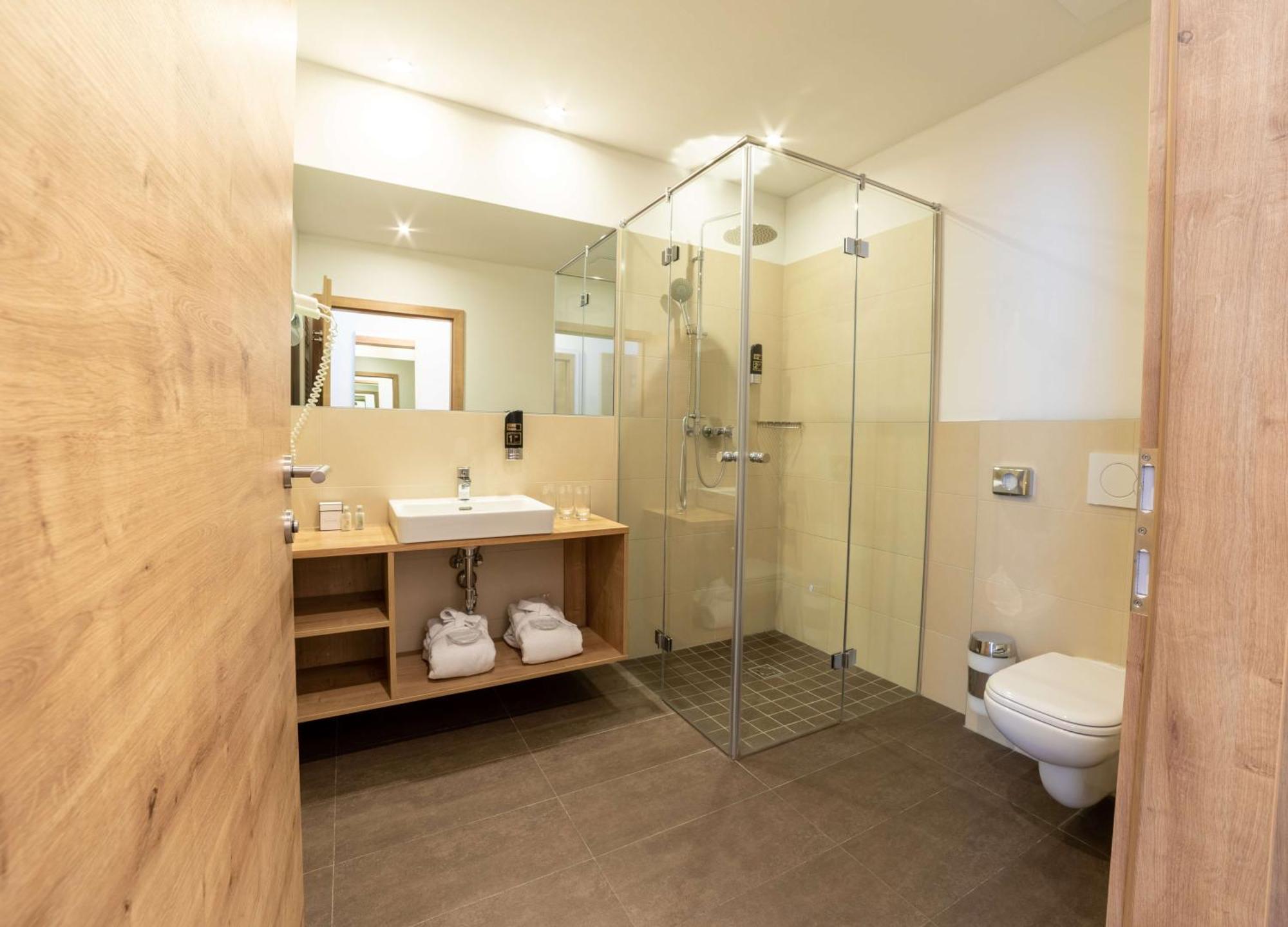 Hotel Bergkristall Mallnitz Ngoại thất bức ảnh