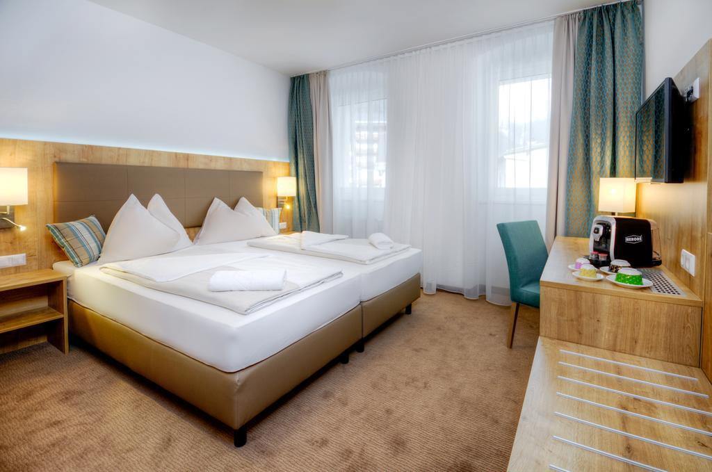 Hotel Bergkristall Mallnitz Ngoại thất bức ảnh