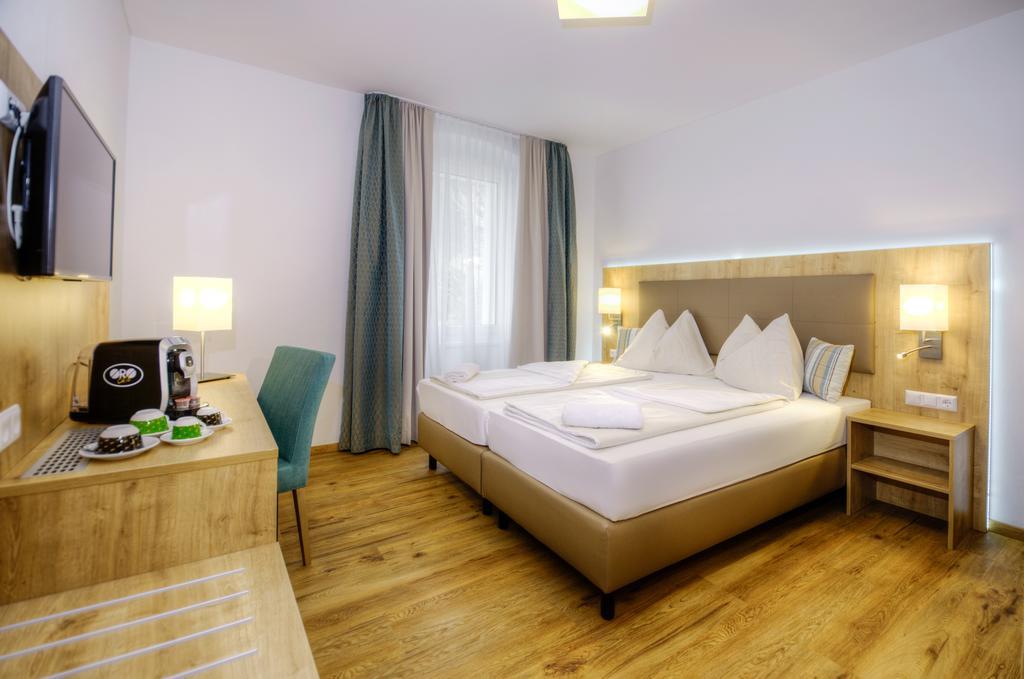 Hotel Bergkristall Mallnitz Ngoại thất bức ảnh